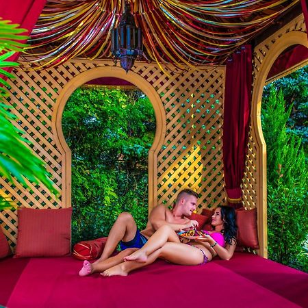 Meses Shiraz Hotel Superior-Adults Only إيغيرسولوك المظهر الخارجي الصورة