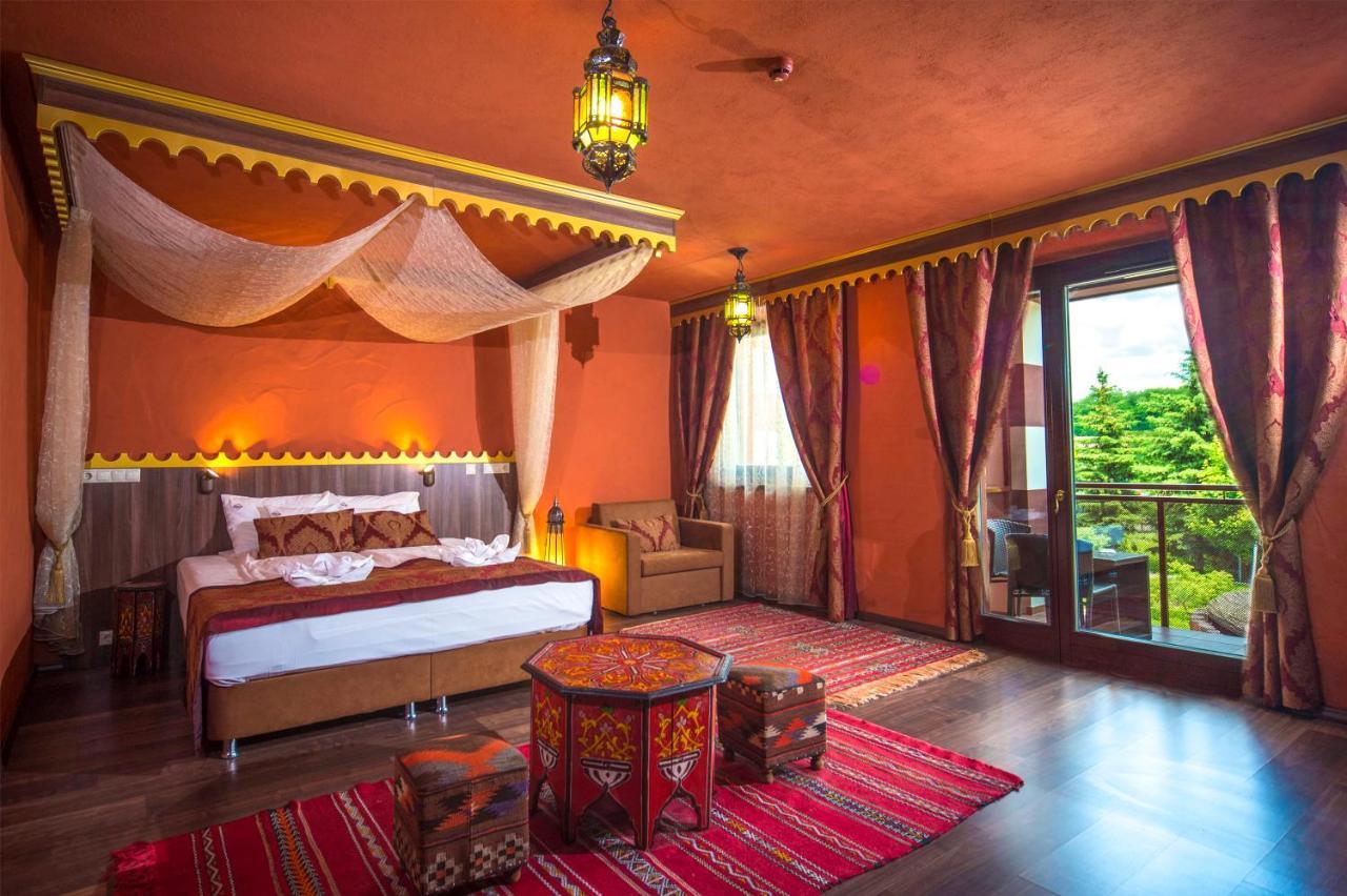 Meses Shiraz Hotel Superior-Adults Only إيغيرسولوك المظهر الخارجي الصورة
