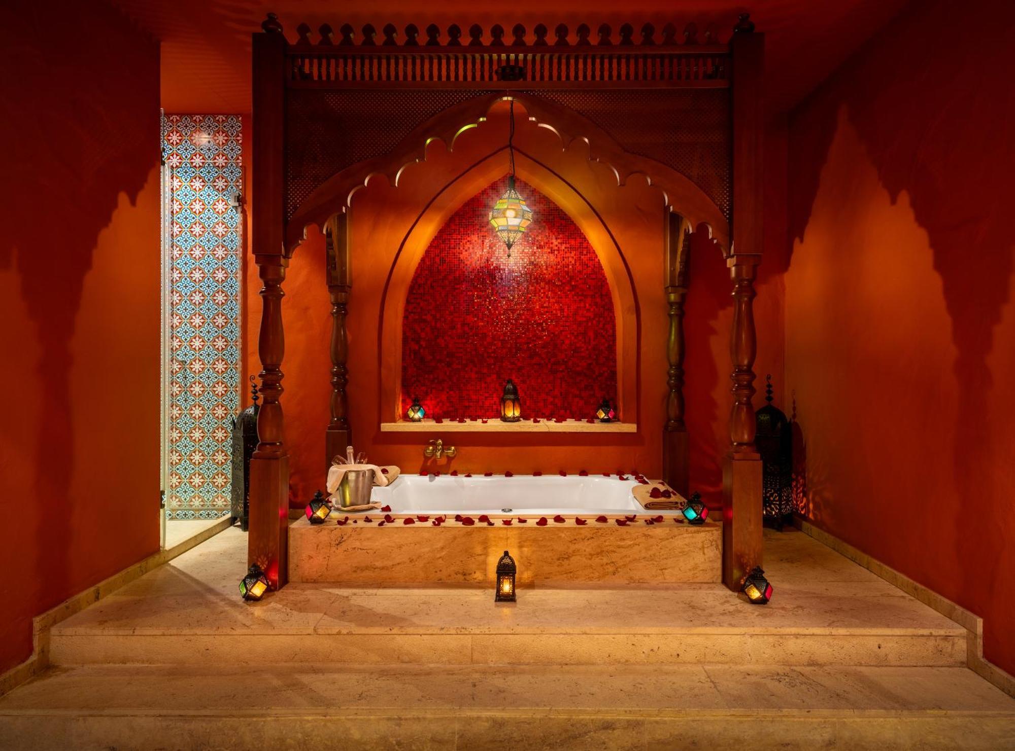 Meses Shiraz Hotel Superior-Adults Only إيغيرسولوك المظهر الخارجي الصورة