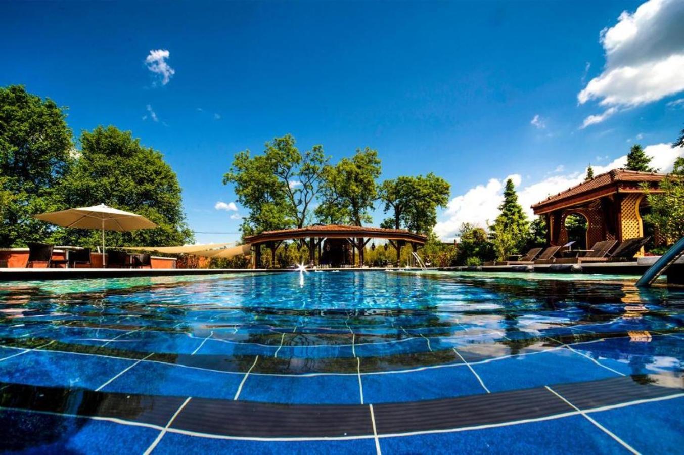 Meses Shiraz Hotel Superior-Adults Only إيغيرسولوك المظهر الخارجي الصورة