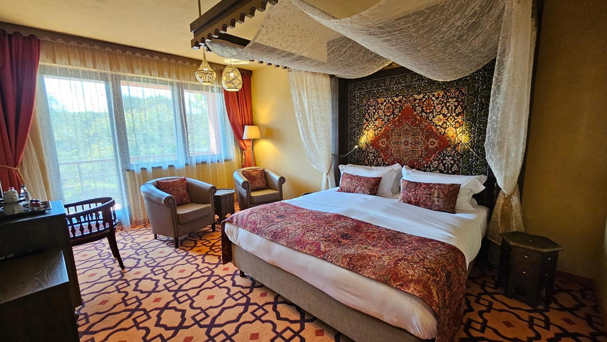 Meses Shiraz Hotel Superior-Adults Only إيغيرسولوك المظهر الخارجي الصورة